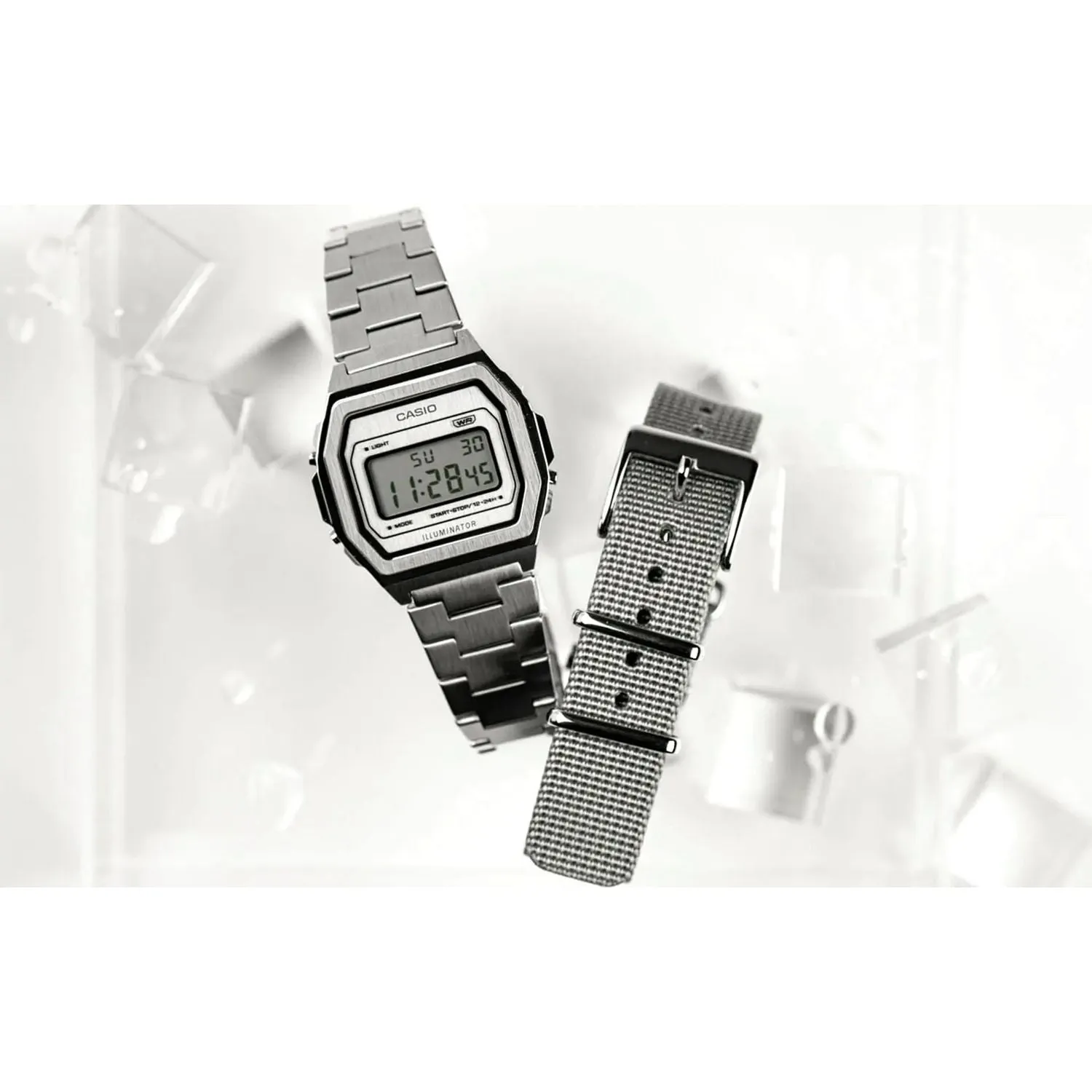 CASIO VINTAGE PREMIUM COLLECTION Special Pack   Extra Strap