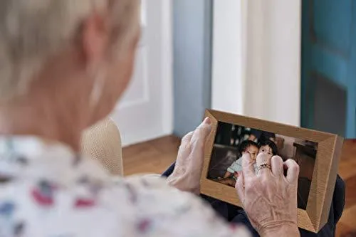 Familink - 3G Photo Frame for The Older Generation.