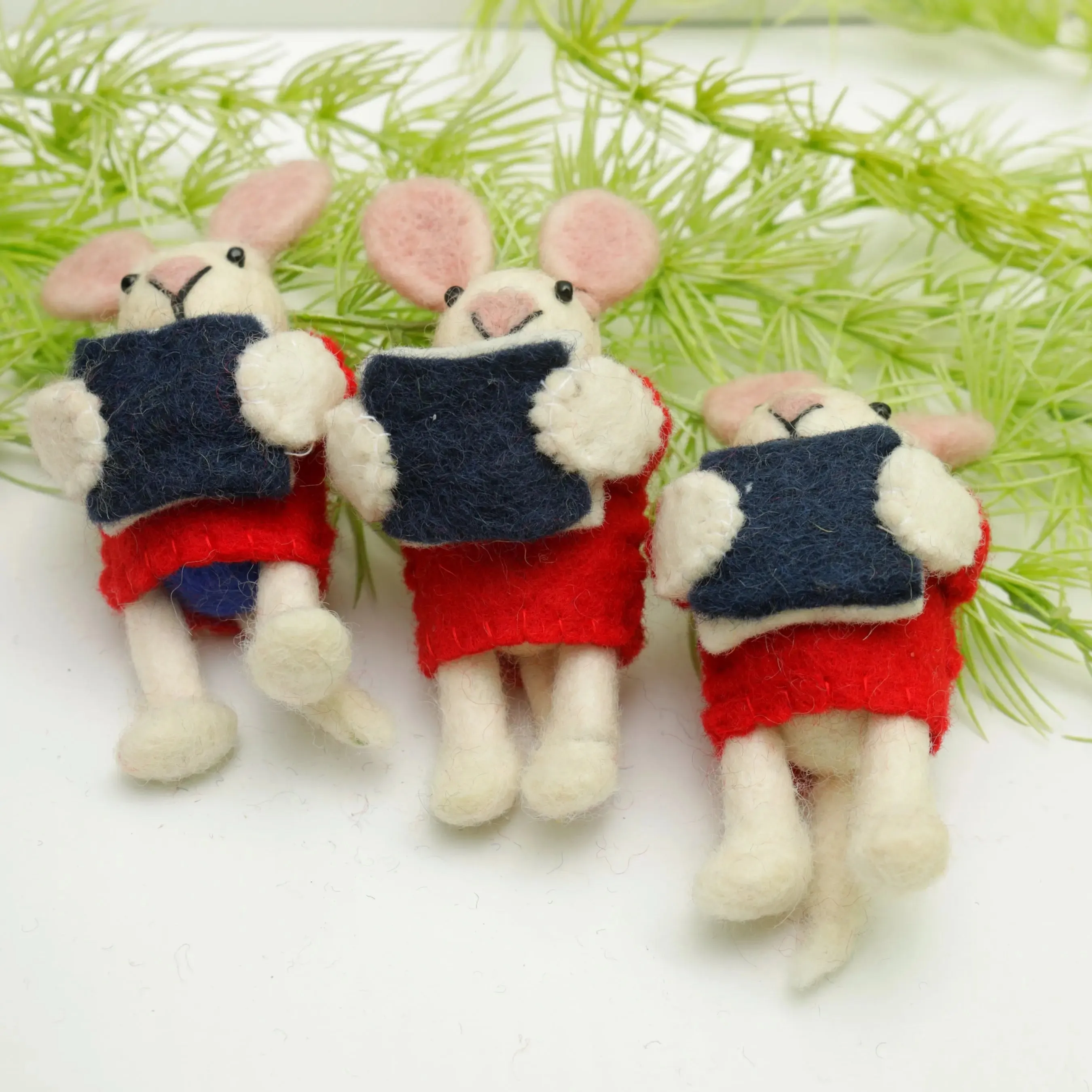 Felt Mouse - Handmade Soft Animal for Kids - Playtime Companion, 5 pcs