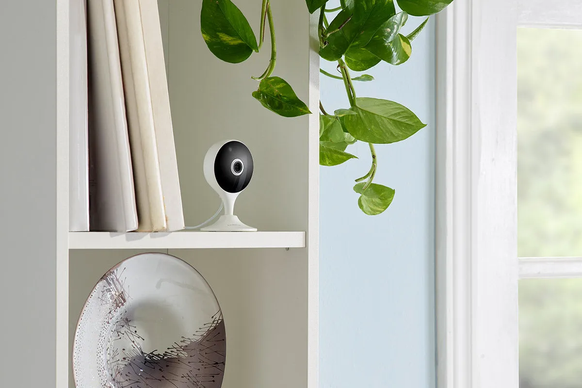 Lorex 2K Indoor Wi-Fi Security Camera - Amazon