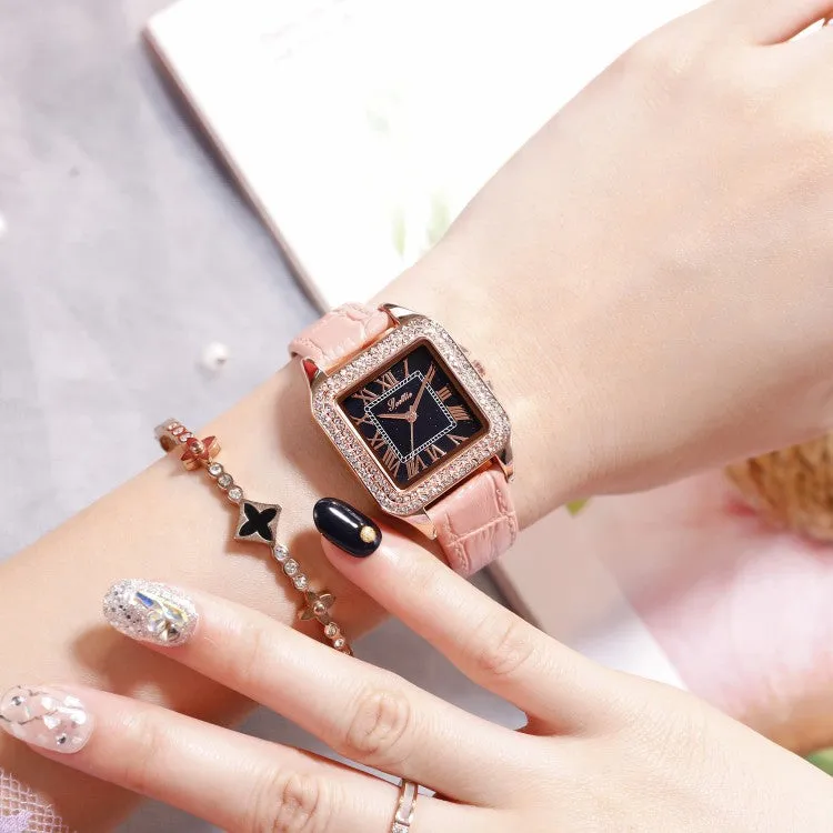 Retro Square Pattern Leather Strap Women's Watch