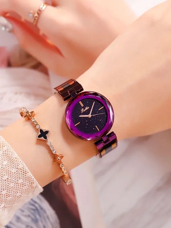 Simple Quartz Women's Watch