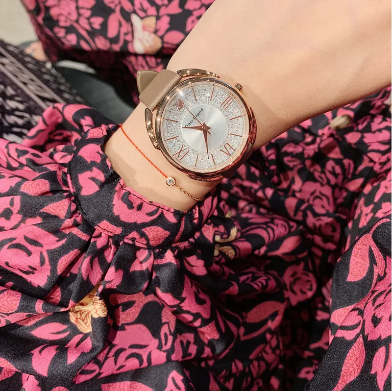 Women's Watch Roman Scale Little Swan Pattern dial pink leather fashion quartz watch